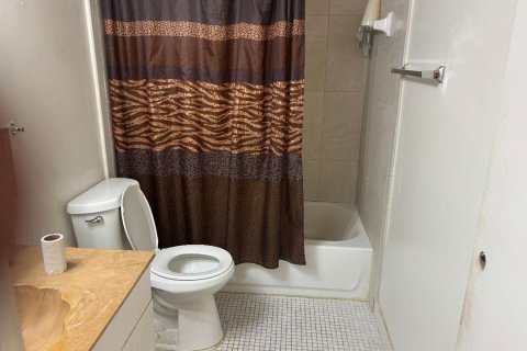 Copropriété à vendre à Lauderdale Lakes, Floride: 1 chambre, 69.49 m2 № 2084594 - photo 4