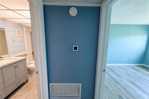 Condo in Clearwater, Florida, 1 bedroom № 2123505 - photo 14