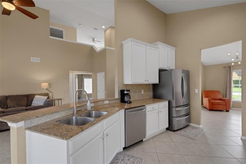 Villa ou maison à vendre à Davenport, Floride: 3 chambres, 193.79 m2 № 2399013 - photo 21