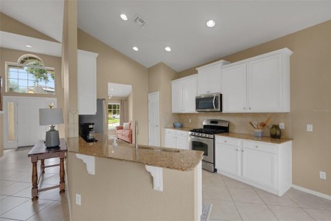 Villa ou maison à vendre à Davenport, Floride: 3 chambres, 193.79 m2 № 2399013 - photo 16