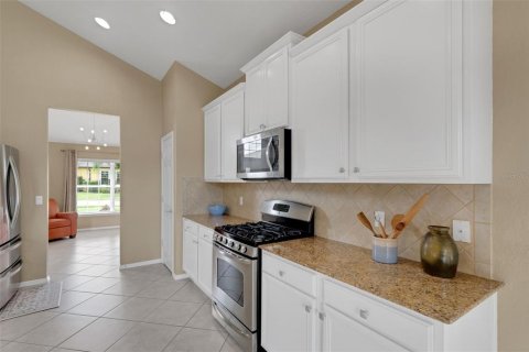 Villa ou maison à vendre à Davenport, Floride: 3 chambres, 193.79 m2 № 2399013 - photo 25