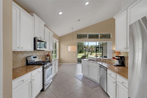 Villa ou maison à vendre à Davenport, Floride: 3 chambres, 193.79 m2 № 2399013 - photo 17
