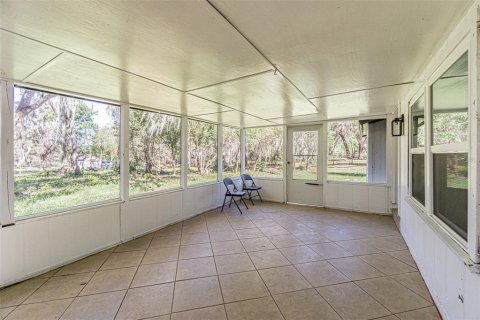 House in Wesley Chapel, Florida 3 bedrooms, 160.72 sq.m. № 2206569 - photo 16
