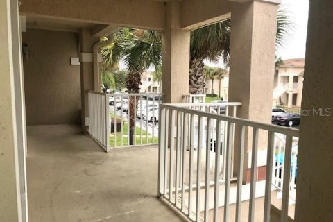 Appartement à louer à Orlando, Floride: 2 chambres, 94.11 m2 № 2148451 - photo 3