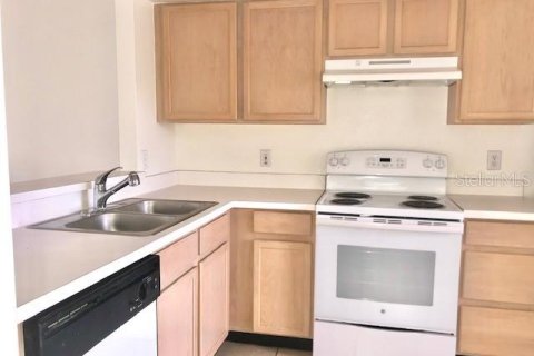 Appartement à louer à Orlando, Floride: 2 chambres, 94.11 m2 № 2148451 - photo 6