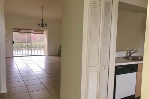 Appartement à louer à Orlando, Floride: 2 chambres, 94.11 m2 № 2148451 - photo 4