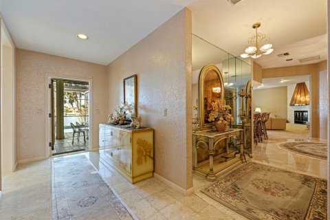 Casa en venta en Saint Petersburg, Florida, 5 dormitorios, 806.11 m2 № 1838876 - foto 29