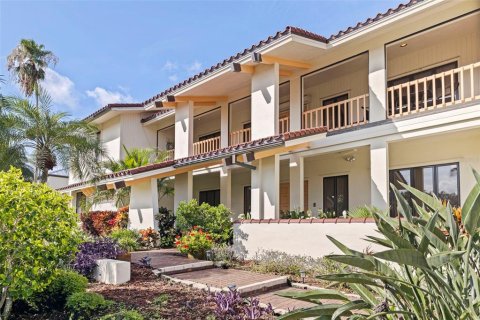 Casa en venta en Saint Petersburg, Florida, 5 dormitorios, 806.11 m2 № 1838876 - foto 2