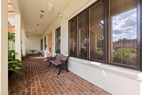 Casa en venta en Saint Petersburg, Florida, 5 dormitorios, 806.11 m2 № 1838876 - foto 9
