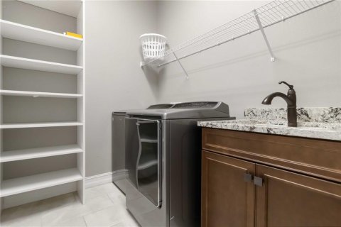 Casa en alquiler en Bradenton, Florida, 4 dormitorios, 264.12 m2 № 1878308 - foto 23
