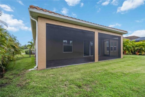 Casa en alquiler en Bradenton, Florida, 4 dormitorios, 264.12 m2 № 1878308 - foto 10