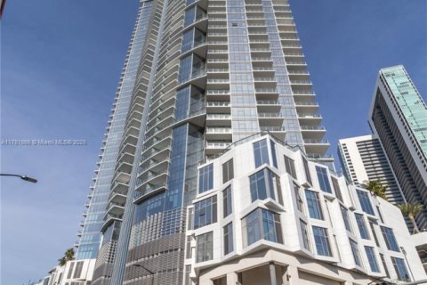 Condo in Miami, Florida, 1 bedroom  № 1862622 - photo 29