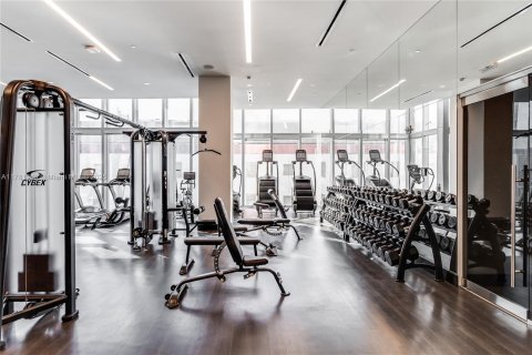 Condo in Miami, Florida, 1 bedroom  № 1862622 - photo 15