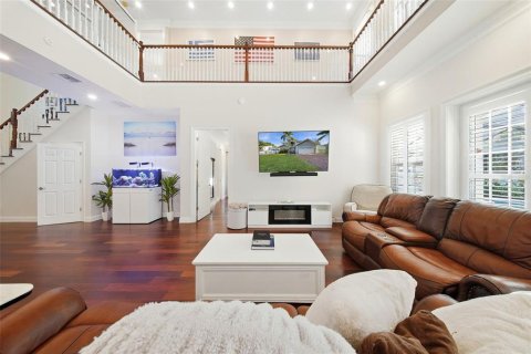 Casa en venta en Saint Petersburg, Florida, 4 dormitorios, 286.05 m2 № 2234088 - foto 6