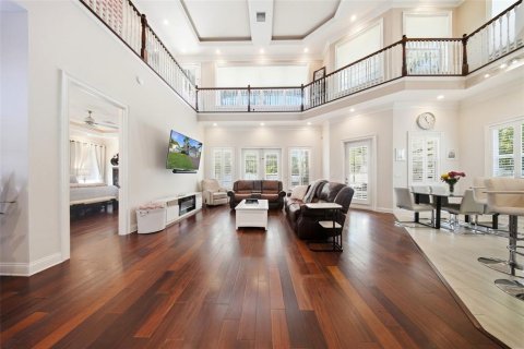 Casa en venta en Saint Petersburg, Florida, 4 dormitorios, 286.05 m2 № 2234088 - foto 3