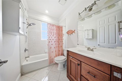 Casa en venta en Saint Petersburg, Florida, 4 dormitorios, 286.05 m2 № 2234088 - foto 25