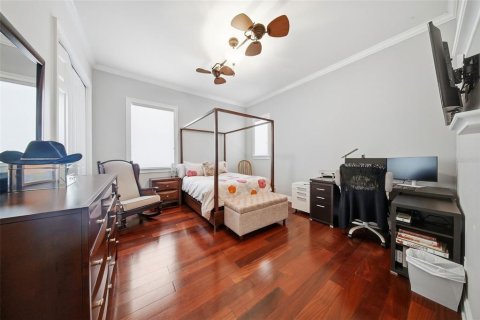 Casa en venta en Saint Petersburg, Florida, 4 dormitorios, 286.05 m2 № 2234088 - foto 26