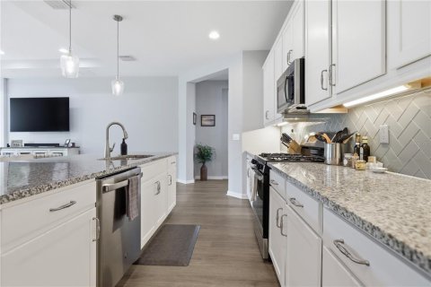 Купить виллу или дом в Деланд, Флорида 8 комнат, 260.5м2, № 2239692 - фото 20