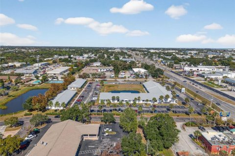 Commercial property in Largo, Florida 3437.38 sq.m. № 2103977 - photo 3