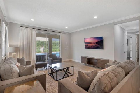 House in Kissimmee, Florida 11 bedrooms, 437.29 sq.m. № 2308086 - photo 30