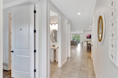 House in Kissimmee, Florida 11 bedrooms, 437.29 sq.m. № 2308086 - photo 19