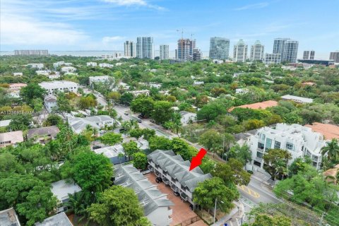 Condo in Miami, Florida, 2 bedrooms  № 1695586 - photo 28