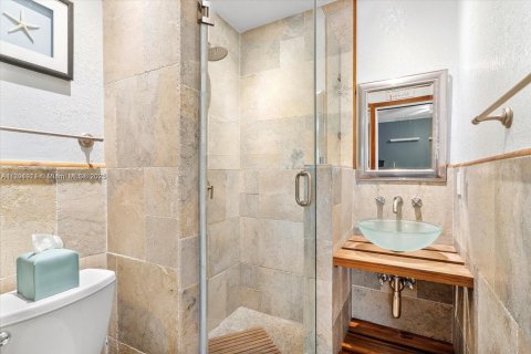 Condo in Miami, Florida, 2 bedrooms  № 1695586 - photo 21