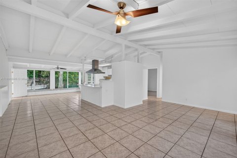 Casa en venta en Fort Lauderdale, Florida, 4 dormitorios, 179.12 m2 № 1955014 - foto 15