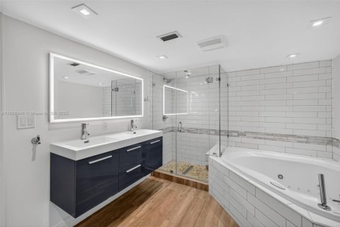 Casa en venta en Fort Lauderdale, Florida, 4 dormitorios, 179.12 m2 № 1955014 - foto 28