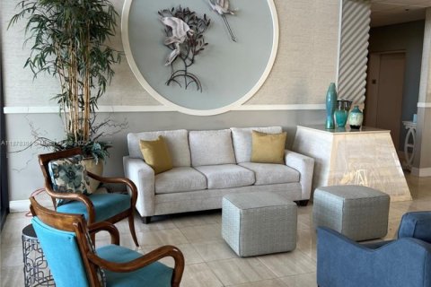 Снять в аренду кондоминиум в Сент-Луси, Флорида 2 спальни, 119.01м2, № 1923346 - фото 25