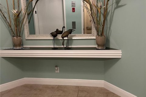 Снять в аренду кондоминиум в Сент-Луси, Флорида 2 спальни, 119.01м2, № 1923346 - фото 2