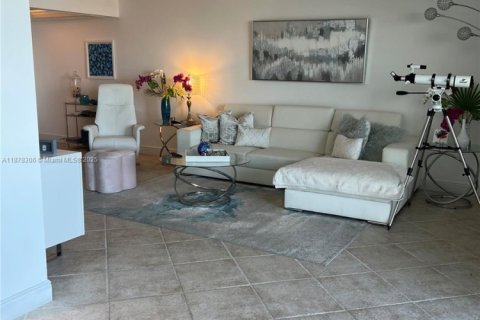 Снять в аренду кондоминиум в Сент-Луси, Флорида 2 спальни, 119.01м2, № 1923346 - фото 5