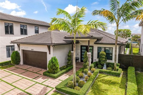 Villa ou maison à Miami Lakes, Floride 3 chambres, 206.99 m2 № 2069964