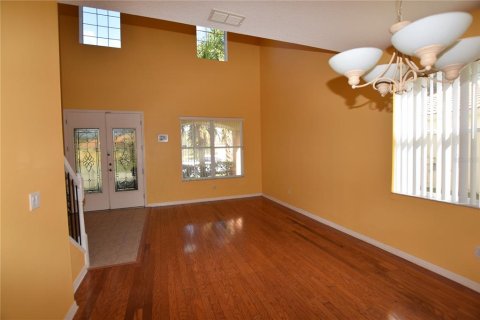 Villa ou maison à louer à Kissimmee, Floride: 5 chambres, 265.33 m2 № 1690476 - photo 4