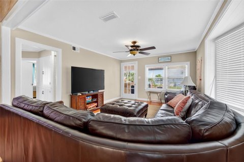 Villa ou maison à vendre à Daytona Beach Shores, Floride: 5 chambres, 371.7 m2 № 2099065 - photo 28