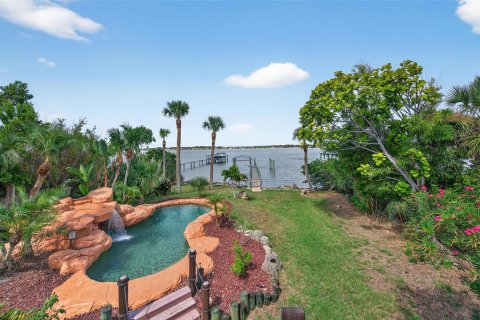 Villa ou maison à Daytona Beach Shores, Floride 5 chambres, 371.7 m2 № 2099065