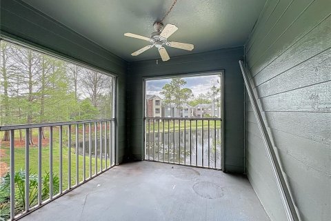 Condo in Orlando, Florida, 2 bedrooms  № 2201701 - photo 20
