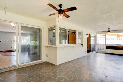 Casa en venta en Sunrise, Florida, 2 dormitorios, 111.48 m2 № 2154312 - foto 28