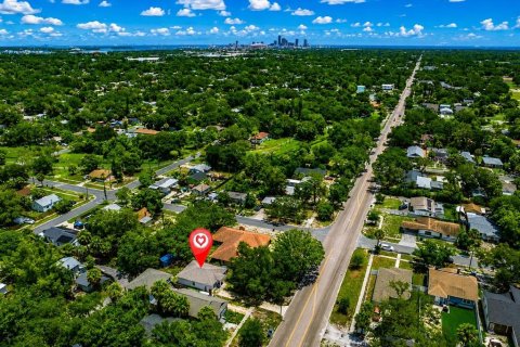 Immobilier commercial à vendre à Saint Petersburg, Floride: 111.48 m2 № 2287047 - photo 7