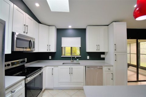 Casa en venta en Palm Bay, Florida, 3 dormitorios, 99.22 m2 № 1817488 - foto 10