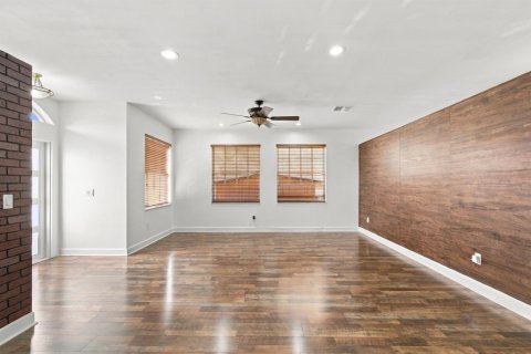 Villa ou maison à louer à Pembroke Pines, Floride: 4 chambres, 231.14 m2 № 2429737 - photo 7