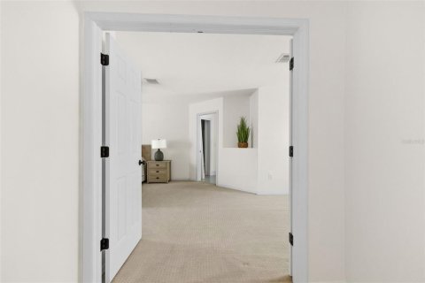 Casa en venta en Odessa, Florida, 5 dormitorios, 318.1 m2 № 2113355 - foto 18