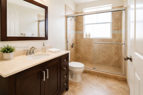 Casa en venta en Miami, Florida, 4 dormitorios, 193.24 m2 № 2286133 - foto 12