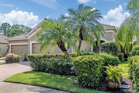 Villa ou maison à vendre à Venice, Floride: 2 chambres, 140.93 m2 № 2423660 - photo 2