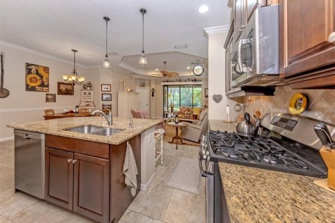 Villa ou maison à vendre à Venice, Floride: 2 chambres, 140.93 m2 № 2423660 - photo 6