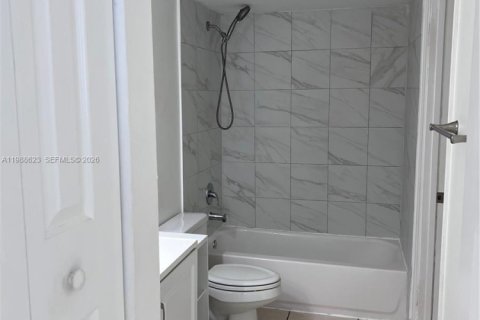 Купить кондоминиум в Хайалиа, Флорида 2 спальни, 95.13м2, № 2050727 - фото 8