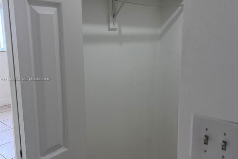 Купить кондоминиум в Хайалиа, Флорида 2 спальни, 95.13м2, № 2050727 - фото 10