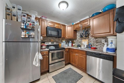 Condo in Orlando, Florida, 2 bedrooms  № 1887077 - photo 7