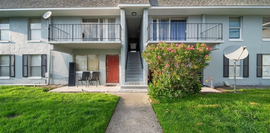 Condo in Orlando, Florida, 2 bedrooms № 1887077