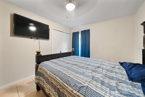 Condo in Orlando, Florida, 2 bedrooms  № 1887077 - photo 11